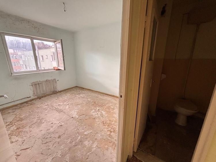 Apartament 3 camere, de renovat, 2 bai-zona Onix - 4