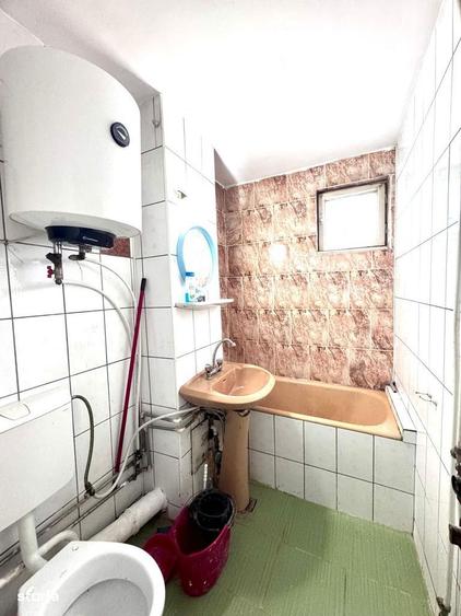 Apartament 3 camere decomandat turn Vedere panoramica spre Dunare - 8