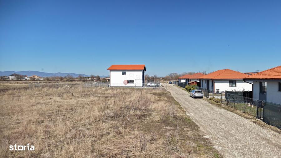 Teren intravilan Stupini - Brasov - 1
