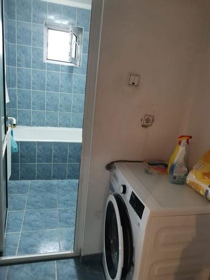 Inchiriez apartament 3 camere - 2