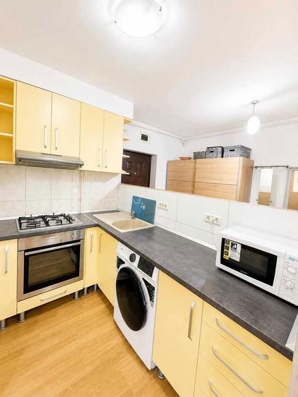 Se inchiriaza apartament cu doua camere ARED UTA - 3