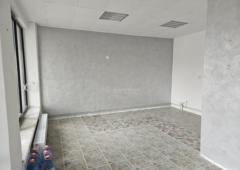 Spatiu comercial de inchiriat 110 mp Central Fieni - 1