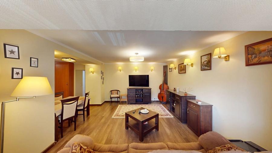 Apartament cu 3 camere decomandat, mobilat în Scriitorilor