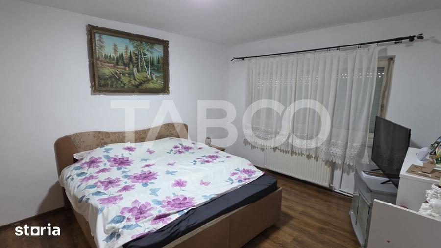 Apartament cu 2 camere decomandat, mobilat în Central