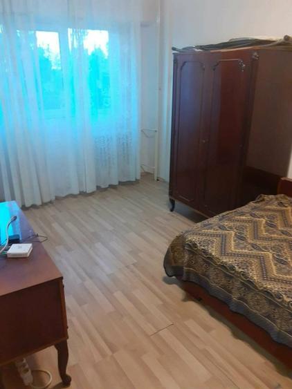 Închiriez garsonieră central - 1