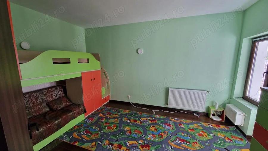 Inchiriez casa 4 camere Bacu - 1