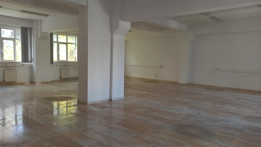 Basarabia - Morarilor (Soseaua Vergului )  spatii birouri in imobil  P+4 - 10