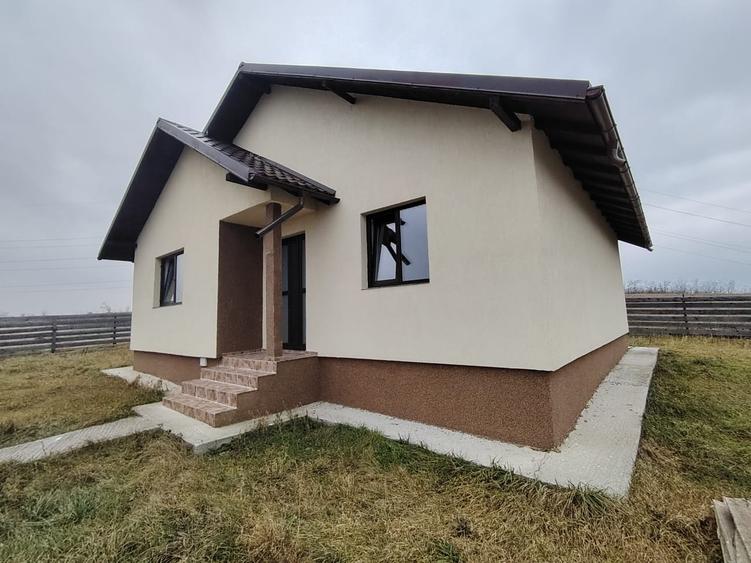 Casa cu 3 camere, intabulata, Horpaz - 1