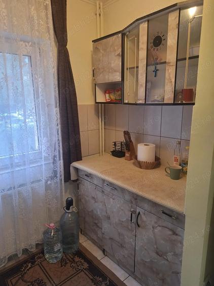 Garsoniera de inchiriat Io?ia ! - 6