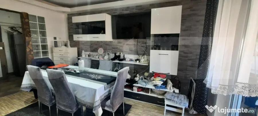 Apartament de vanzare, 3 camere,suprafata utila 66,75 mp, zo - 1