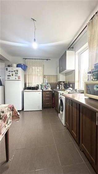 Casa de vanzare in Poiana cu Teren de 350 mp - 5