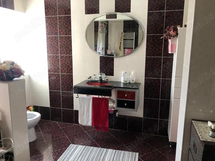 De inchiriat jumatate de casa Sagului-Chisodei - 9