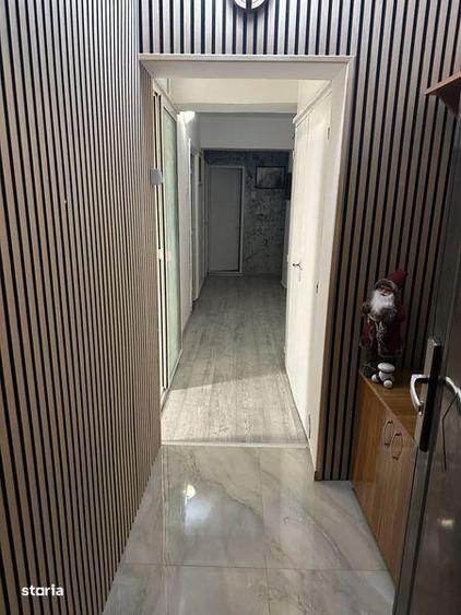 Inchiriez Apartament 4 camere zona Rovine 100Mp - 1