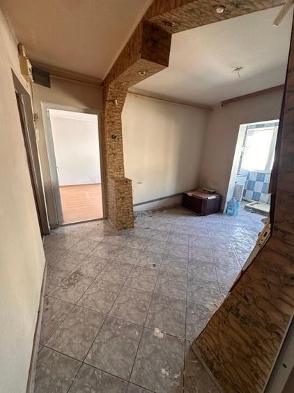 APARTAMENT 3 CAMERE - NAVODARI - 2