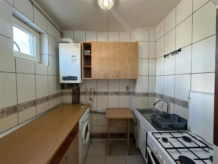 Apartament cu 2 camere nedecomandat, mobilat în Țiglari