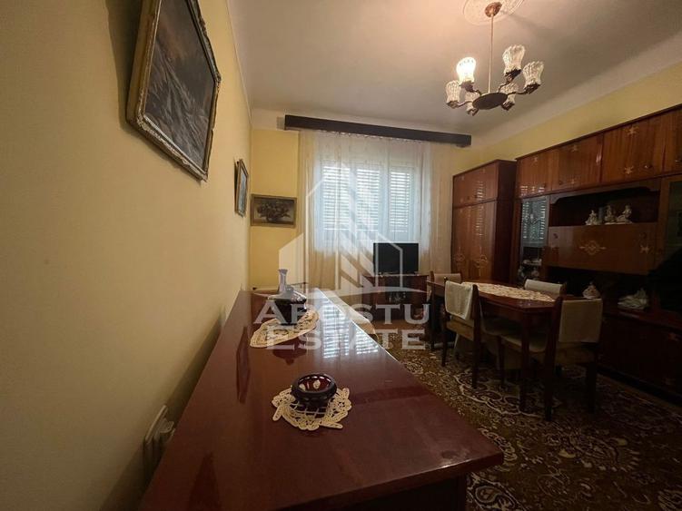 Casa cu 3 camere, curte comuna, posibilitate mansardare, ... - 1