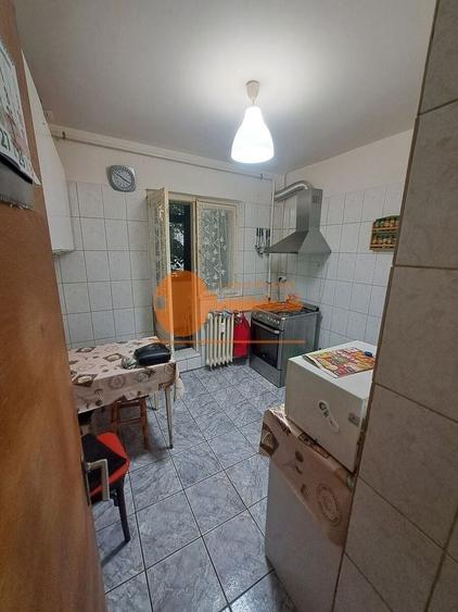 Apartament cu 3 camere in Apusului - 4