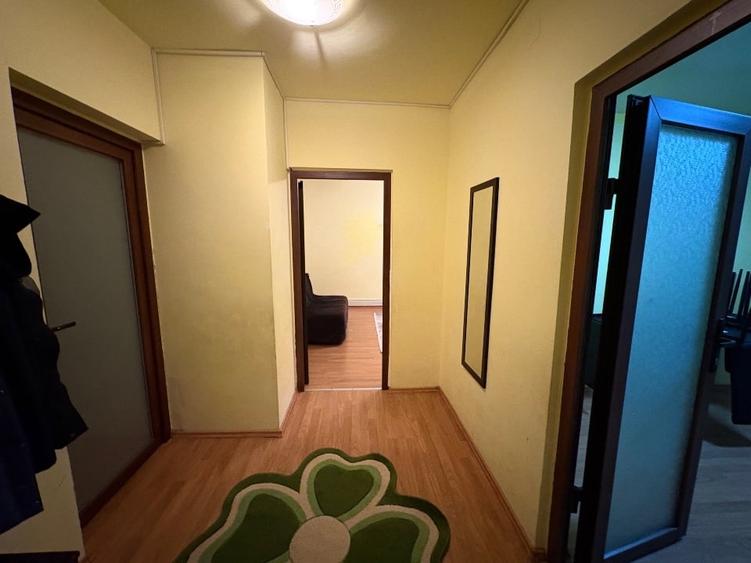 De inchiriat ap 3 camere decom zona gara-termen lung;bloc 1990;3parcari gratuite - 12