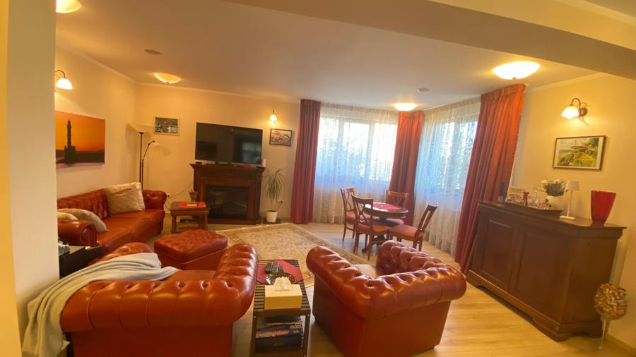 Se vinde URGENT Vila 6 camere Otopeni zona 23 August - 26