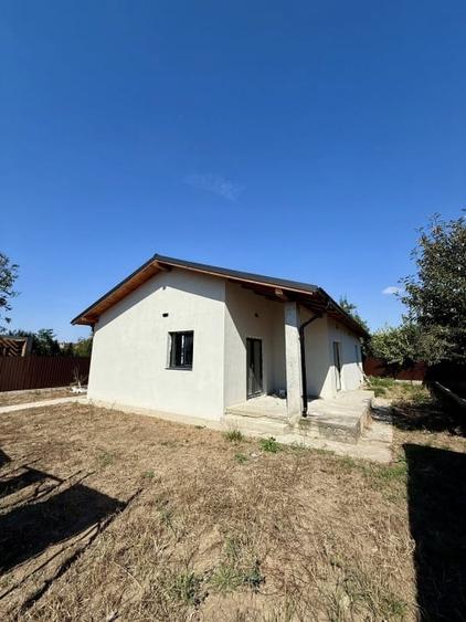 CASA NOUA ZONA LILIECI - 3