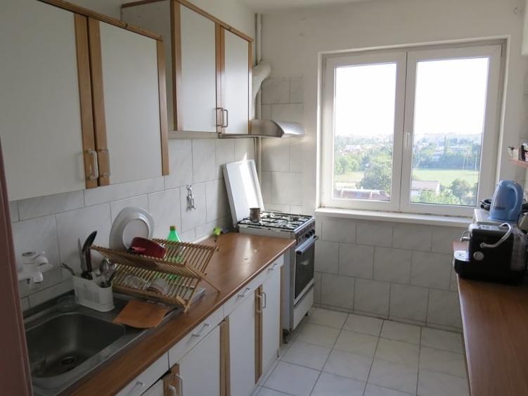 3 cam Piață Domenii/1 mai - 6