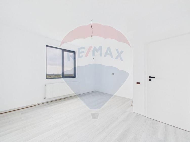 Casa moderna cu 4 camere de vanzare - Zona Ganeasa - Moara Domnesca - 9