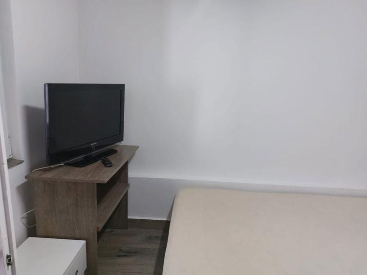 Inchiriez garsoniera in vila - 5