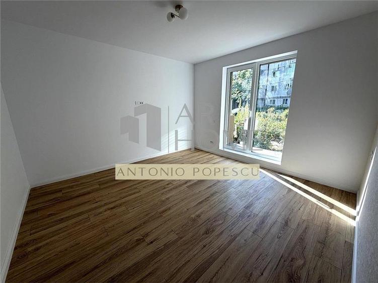 Apartament cu 3 camere decomandat în Cantacuzino