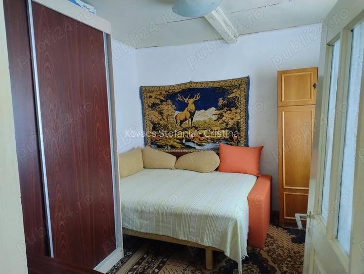 Vand casa batraneasca