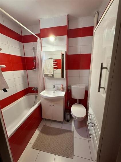 RECO. Apartament 3 camere -zona rogerius- 60mp utili - 4