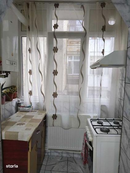 Inchiriez apartament 2 camere - 2