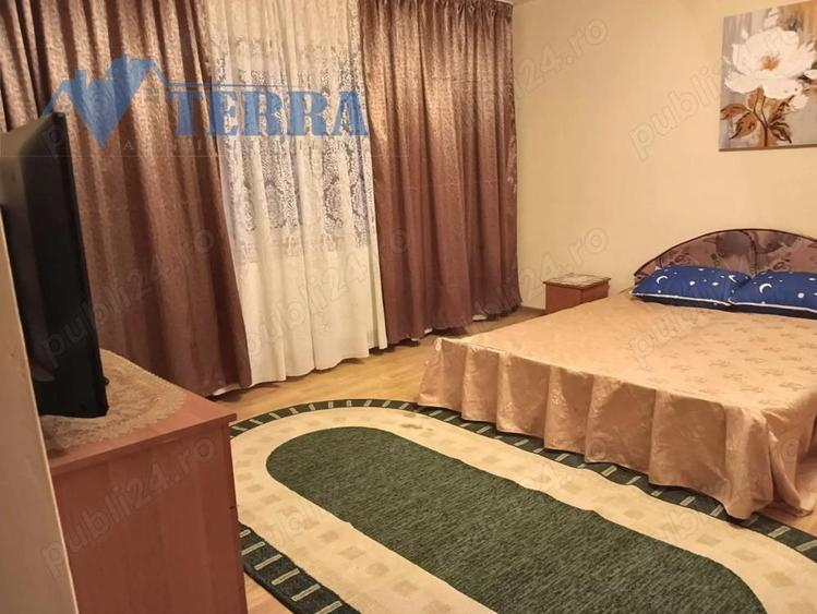 Confort ?i acces facil: garsoniera spa?ioasa la parter, zona Robea - 8