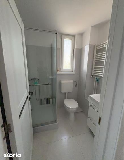 Apartament cu 3 camere decomandat, mobilat în Rahova