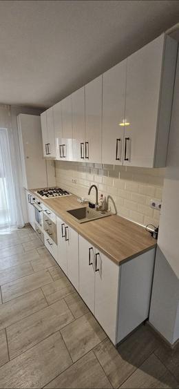 Apartament cu 2 camere decomandat în Florești