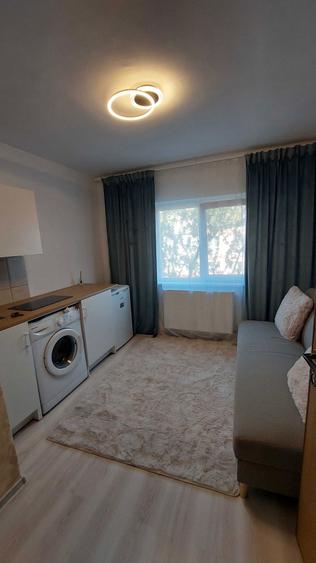 Proprietar vand garsoniera in zona Soarelui - 7