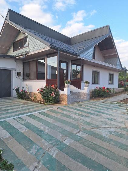 Casa cu teren de vanzare Perieni, Vaslui - 3