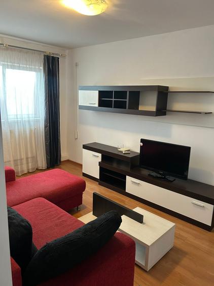 Inchiriez apartament 2 camere - 8