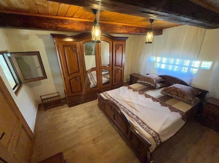Casa rustica cu semineu,1.100mp teren, priveliste,padure:refugiu autentic in nat - 2