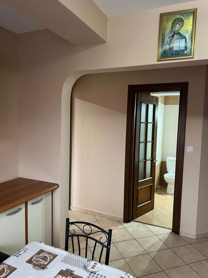 Inchiriez garsoniera - 4