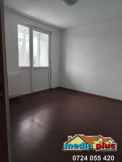 De vanzare apartament cu 2 camere Tiglina II, 2 balcoane - 3