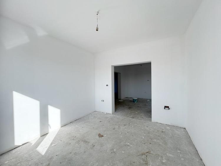 Duplex 4 camere, P+E, 132mp utili, 308mp teren in Sag - 9