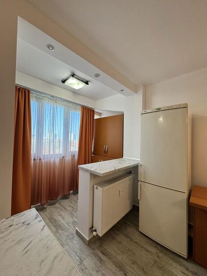 [INCHIRIERE] Garsoniera 32mp str. Baicului 1 - 2