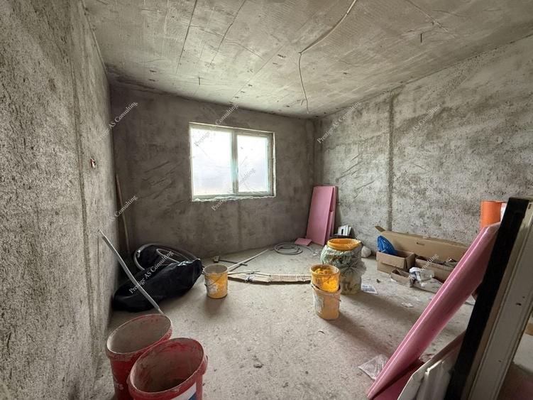 Casa la rosu dispusa pe Parter | 740 Teren | Sag - 9