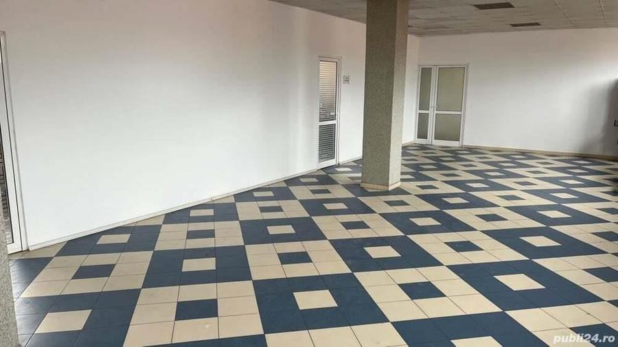 Inchiriez spatiu comercial etaj - 2