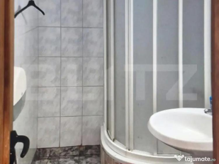 Cladire P+1 de inchiriatzona Titu - 3