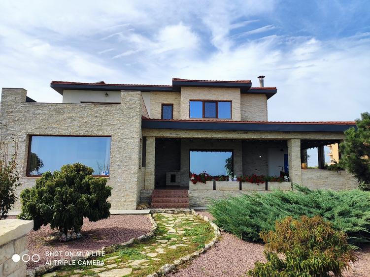 Proprietate Unicat în Costinești-Vila ta Mediteraneană la Marea Neagră - 1