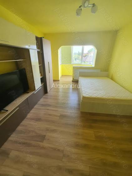Vand apartament 1 camera decomandat, 40 mp utili, in Complexul Studentesc langa restaurant Dinar