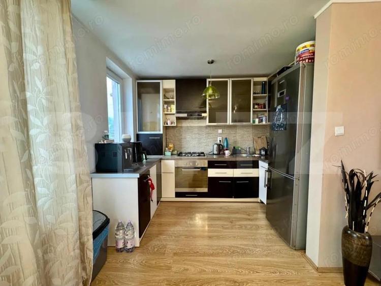 Vand apartament 3 camere, 92 mp, in zona Spitalului Judetean - 2