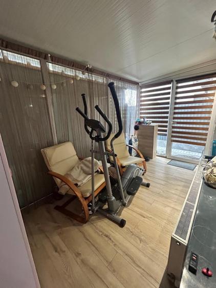 Apartament cu 2 camere decomandat, mobilat în Sânpetru - 6