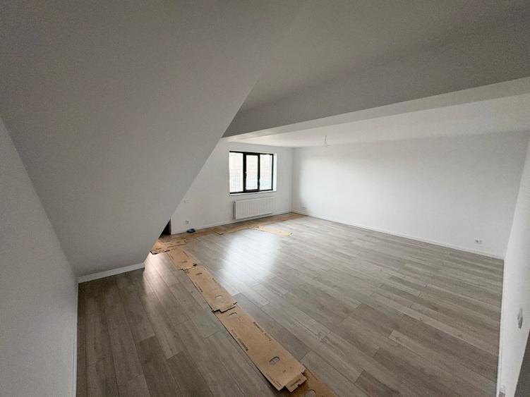 Duplex de Vanzare Domnesti  - 13